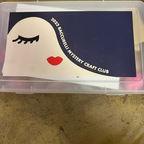 Baccurelli Mystery Craft brooch box - Picture 2 of 4